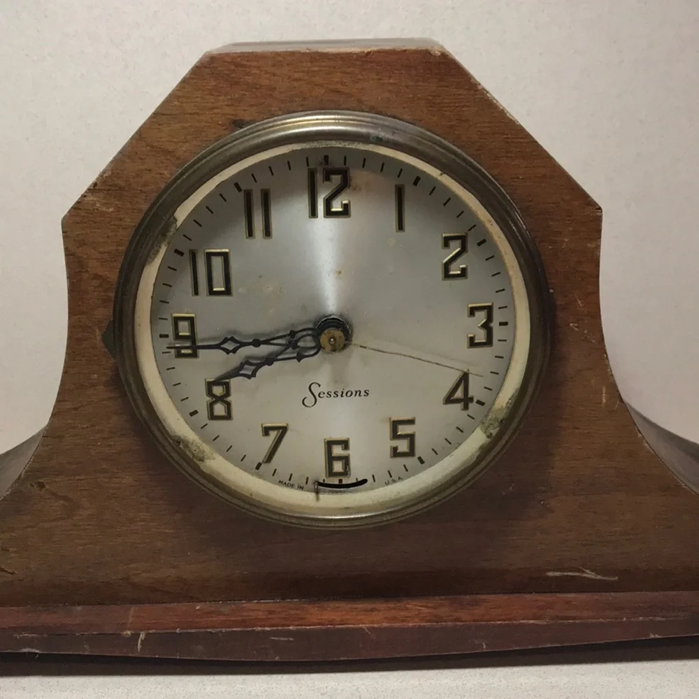 Vintage Sessions mantel clock